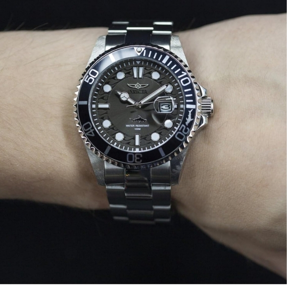 Invicta Pro Diver Quartz NIB Watch - Picture 7 of 8